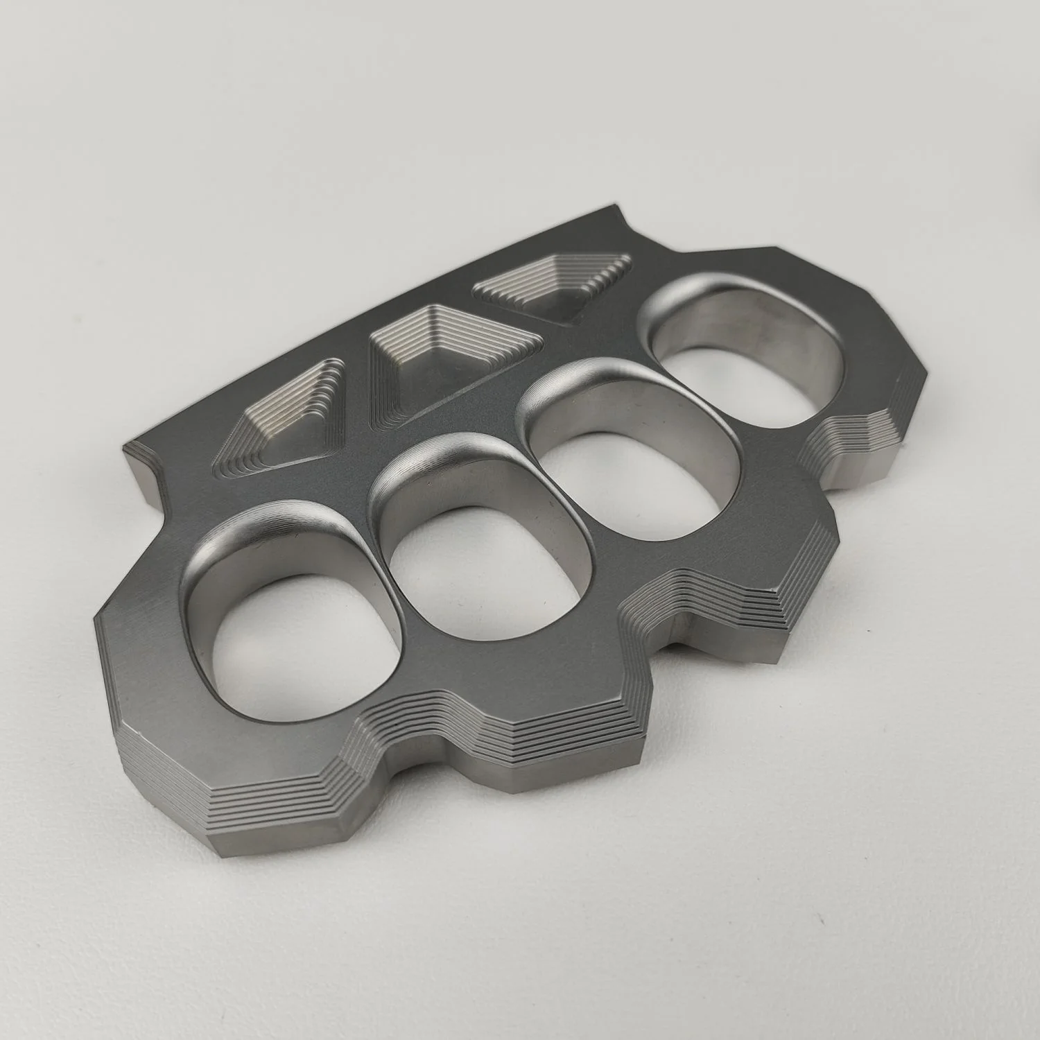 Solid Integrated Steel Knuckle Duster Finger Buckle Self-defense Broken Window EDC Tool Boxing Training Combat Gear - Image 6
