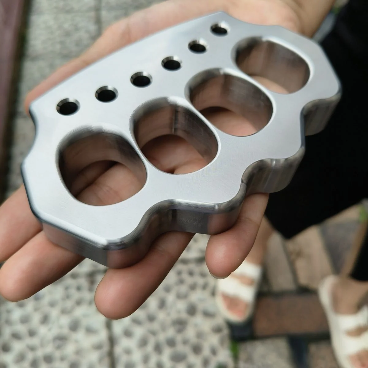 Solid Steel Knuckle Duster Boxing Broken Window Defense Tool - Image 8