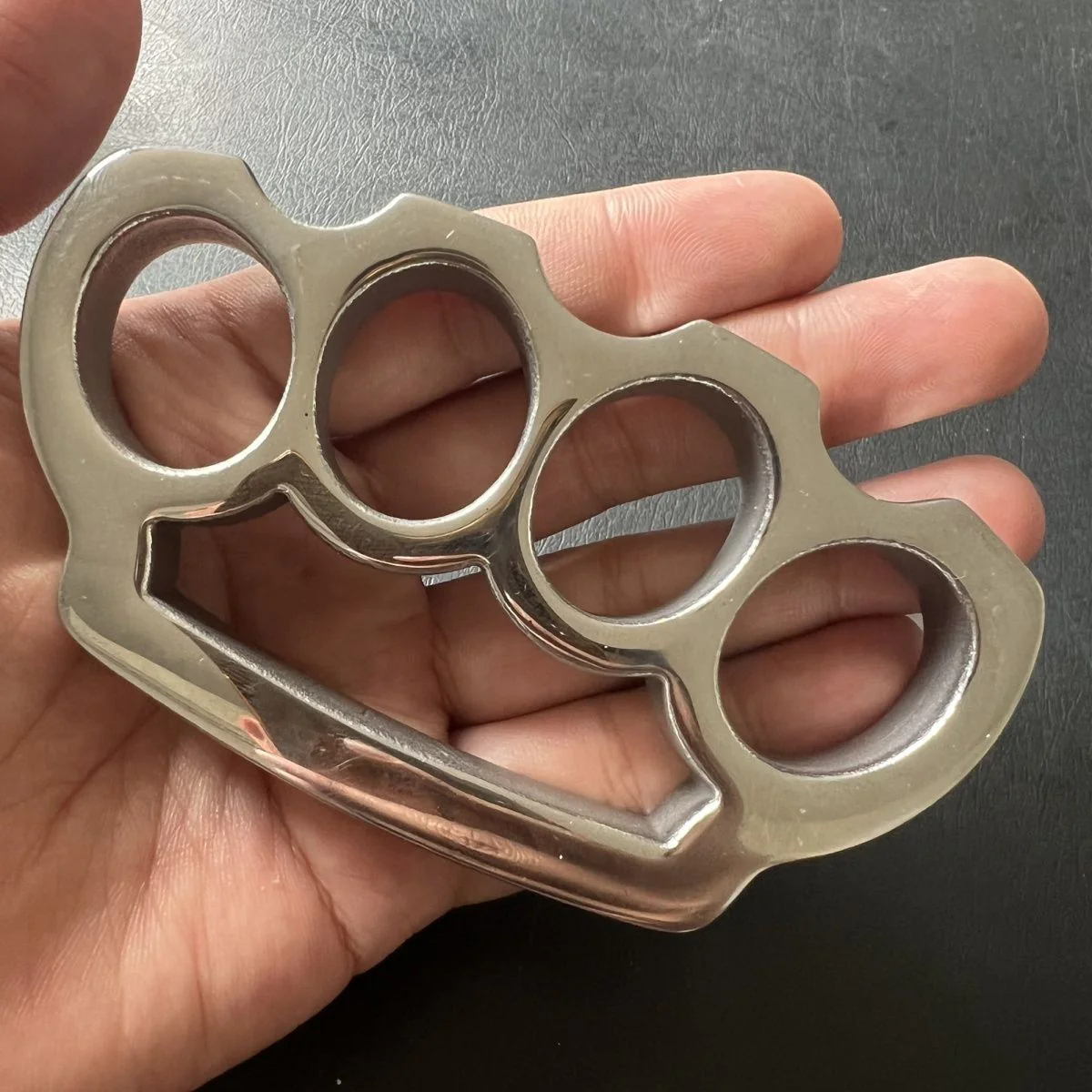 Solid Steel Knuckle Duster Self-Defense Window Breaker EDC Tool - Image 3