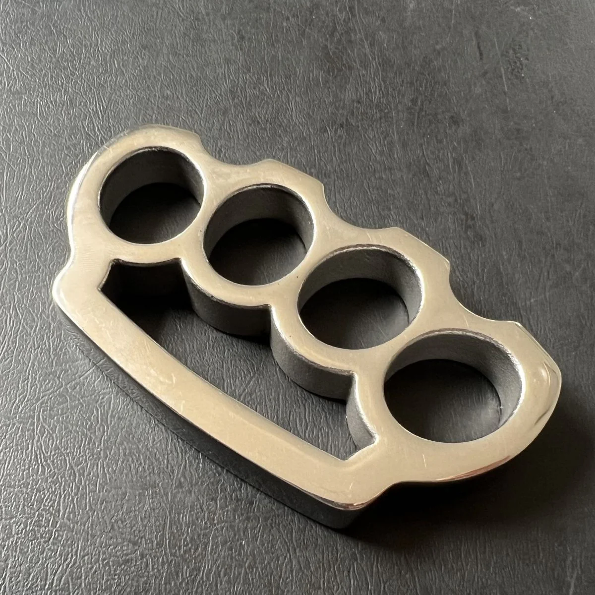 Solid Steel Knuckle Duster Self-Defense Window Breaker EDC Tool - Image 7