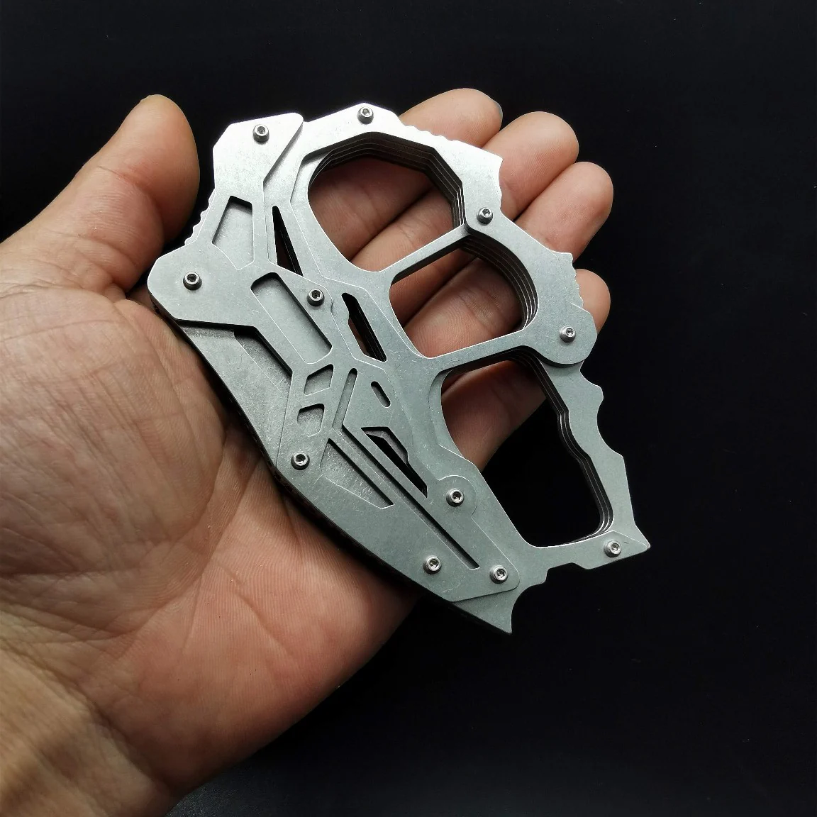 Stainless Steel Knuckle Duster Boxing Window Breaker Self Defense Protector Pocket EDC Tool - Image 3