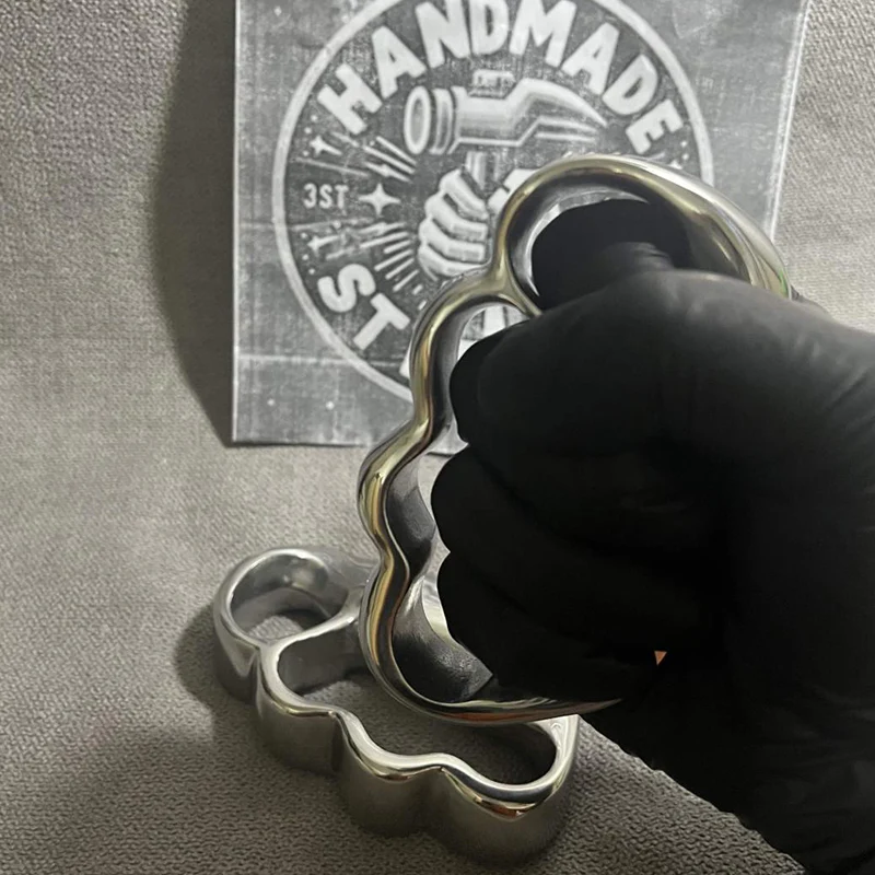Sturdy Steel Personalized Knuckle Duster - Image 2