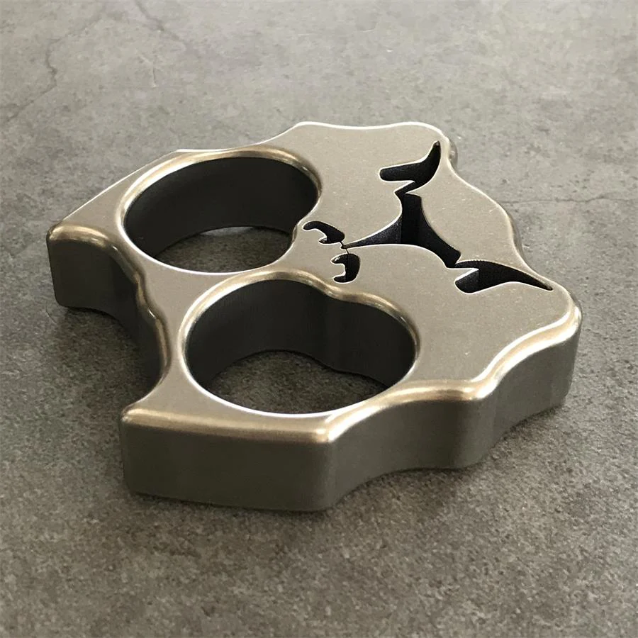 TC21 Titanium Alloy Dog Head Knuckle Duster - Image 10