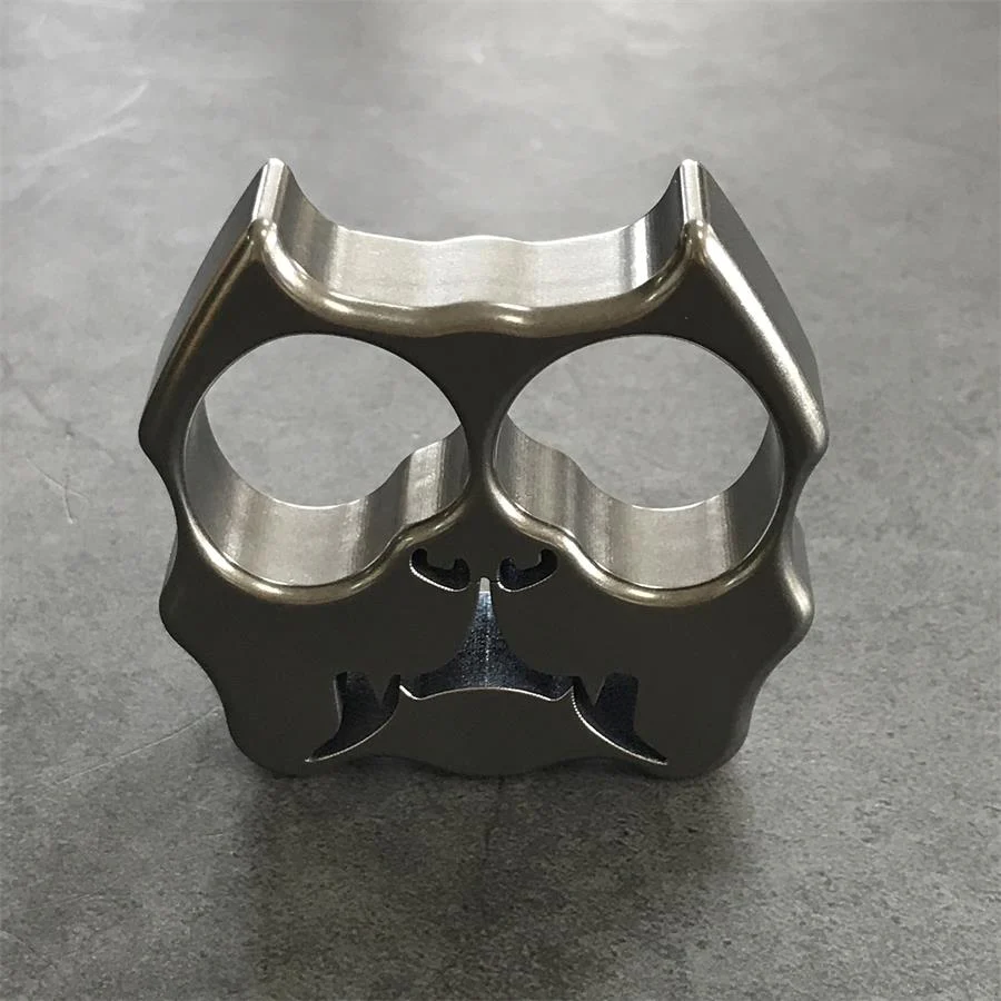 TC21 Titanium Alloy Dog Head Knuckle Duster - Image 4