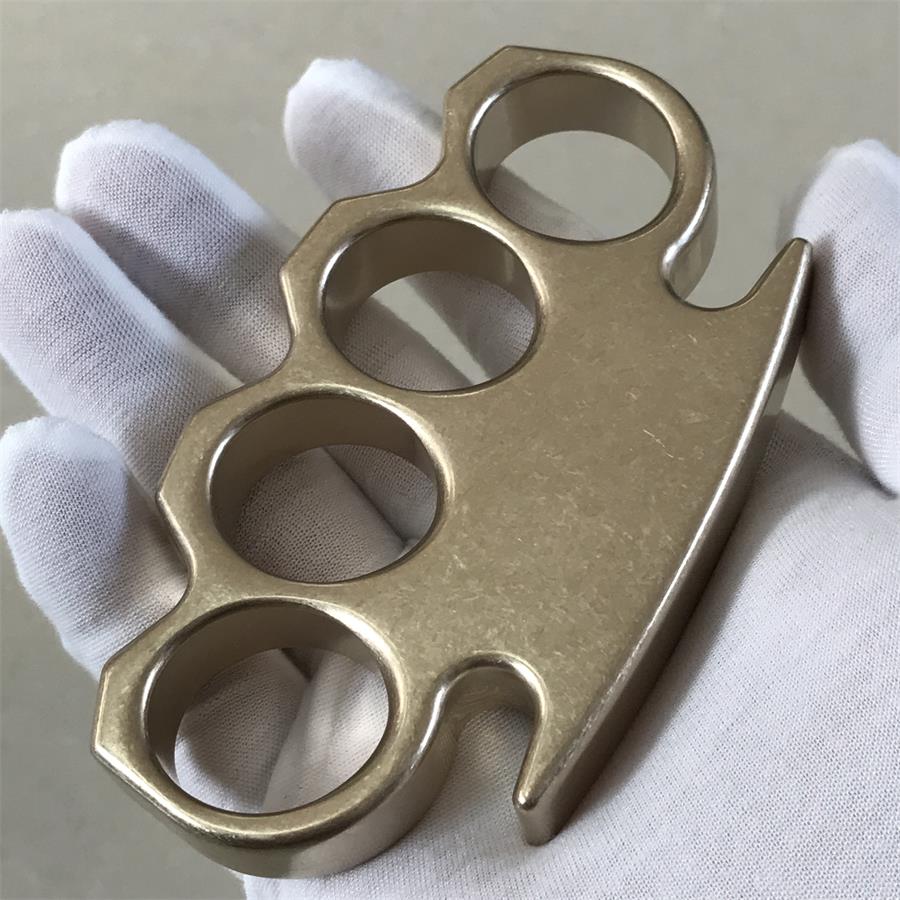 The KING Stonewashed Classic Brass Knuckle Duster - Image 2
