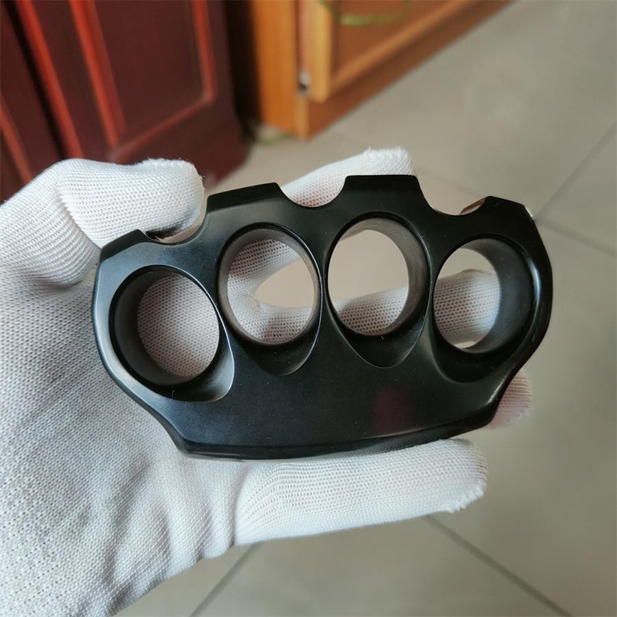 Thickened Classic Bakelite Knuckle Duster - Image 3