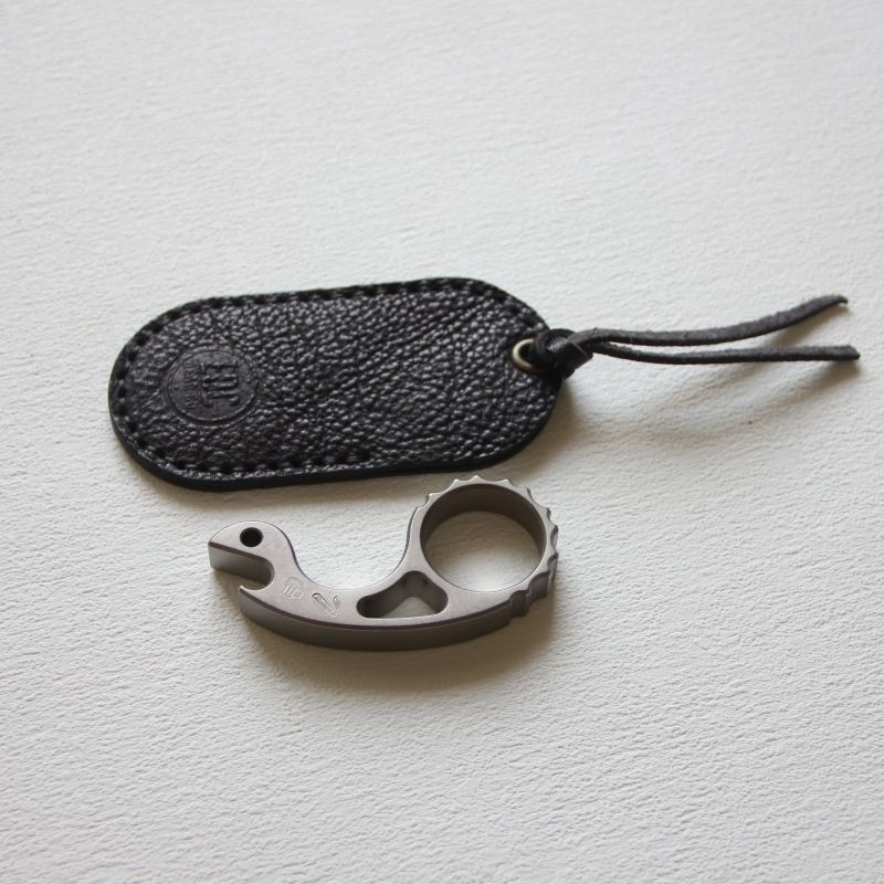 Titanium Alloy Snail Knuckle Duster Multi-function EDC Tool - Image 7