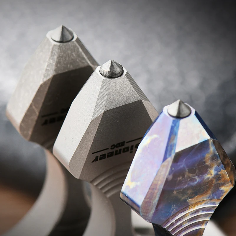 Titanium Alloy Tungsten Steel Window Breaker Pendant - Image 5