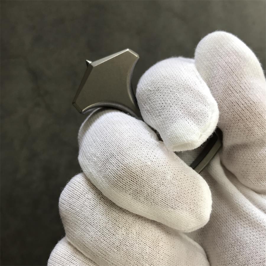 Titanium Bottle Opener Broken Window Key Pendant EDC Tool - Image 5