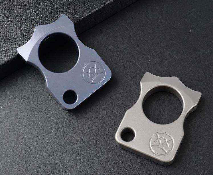 Titanium Knuckle Duster Tiger Finger Self Defense Self Defense Boxing Fighting Finger Buckle Window Breaker EDC Tool - Image 7